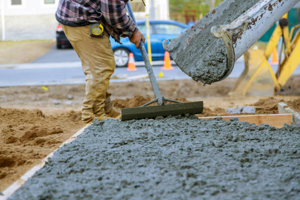 Best Decorative Concrete Services  in Minier, IL